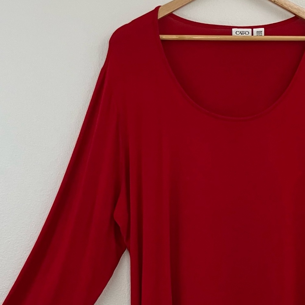 Cato | Elegant Red Top